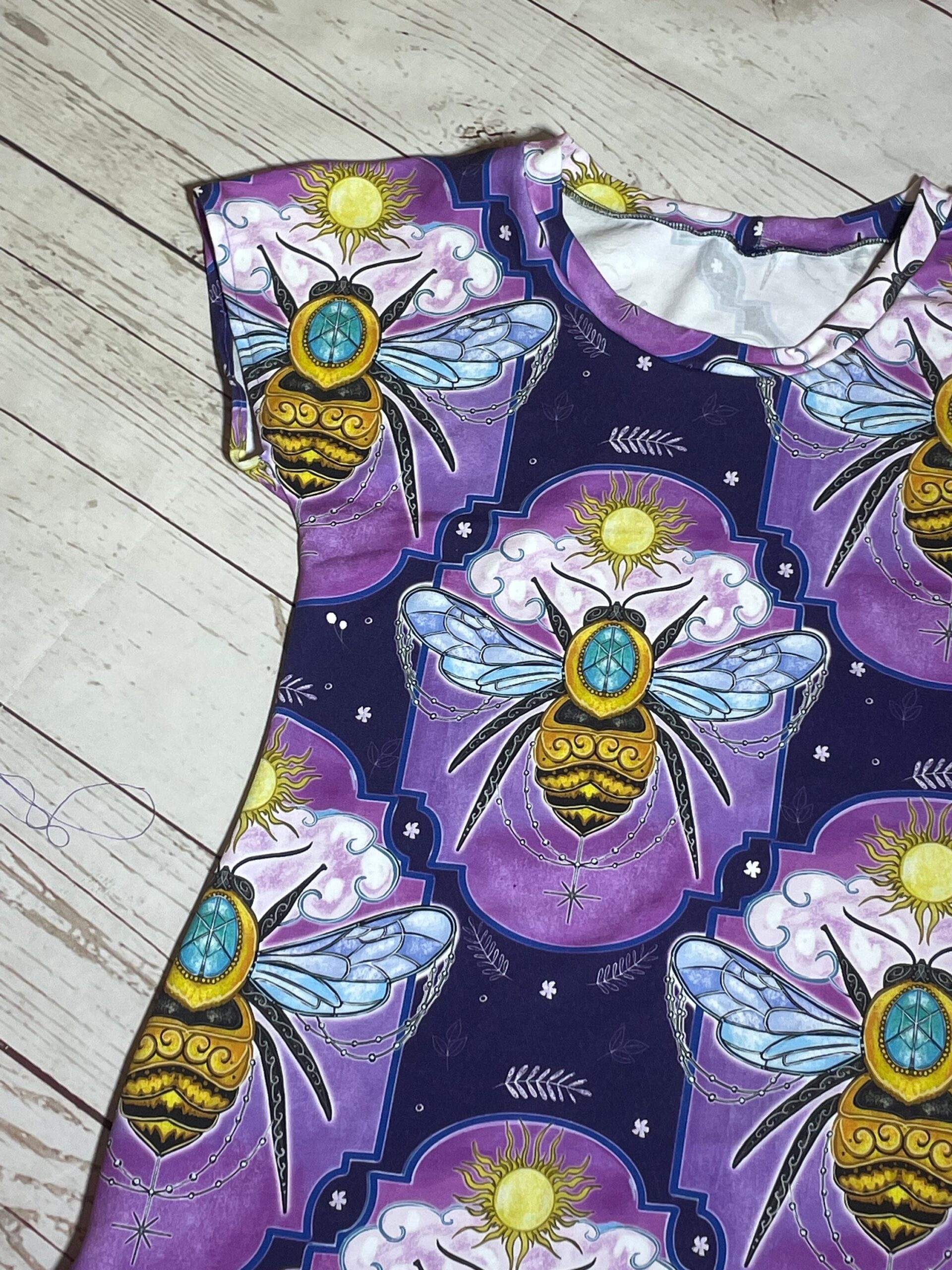 Bee ladies T-shirt, bees ladies tee, woman’s alternative bees T-shirt, adult bee T-shirt - Image 3