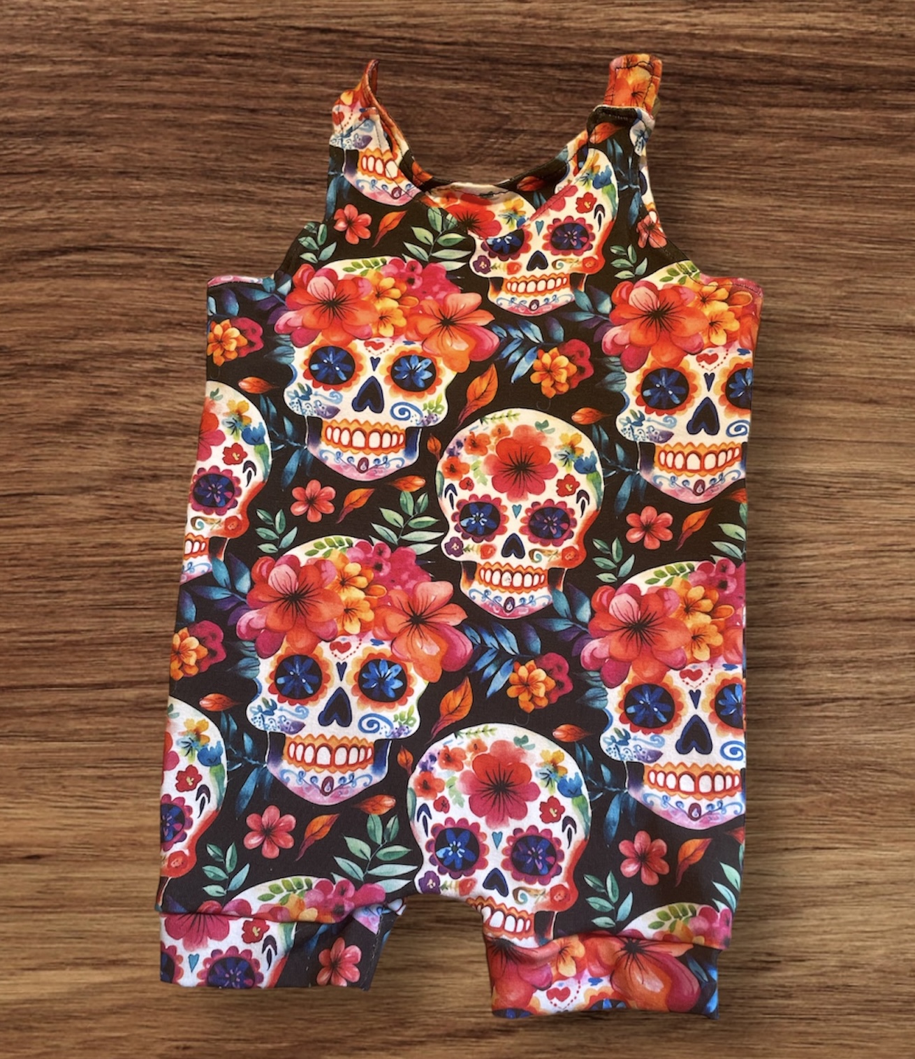 Colourful skulls romper